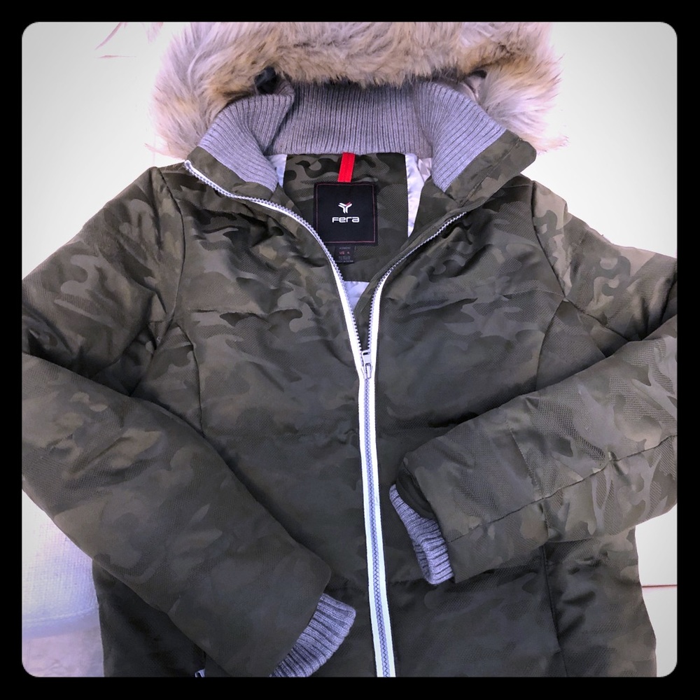 FERA faux fur women’s ski parka